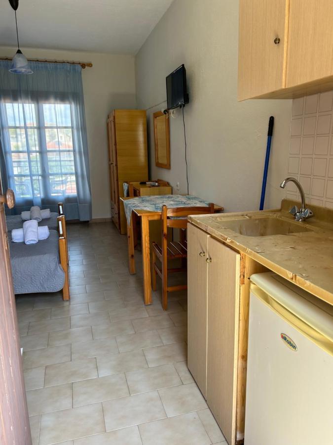 Christopher Apartments Afytos Exterior foto